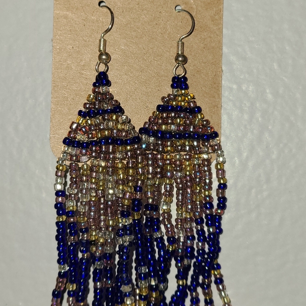 Handmade beautiful beaded‎ earrings - Picture 2 of 8